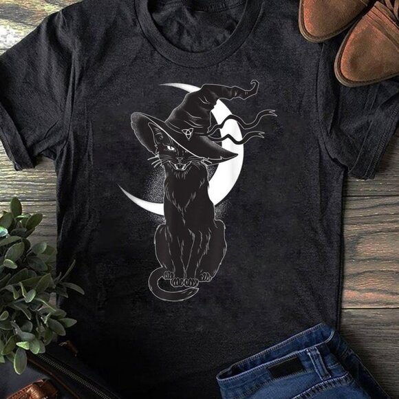 Tops - Vintage Scary Halloween Cat Costume Witch Hat & Moon T-Shirt